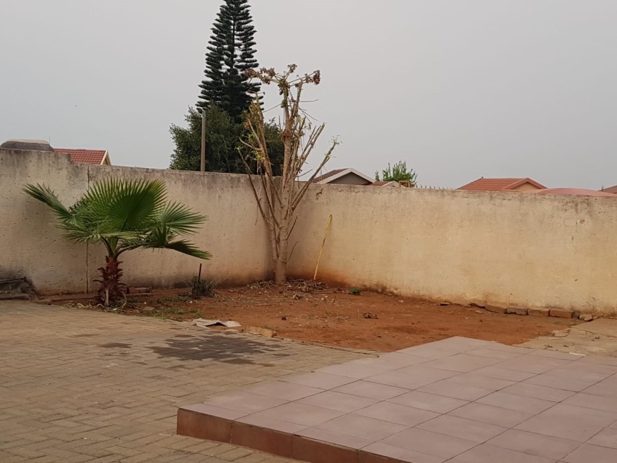 3 Bedroom Property for Sale in Tlhabane West North West